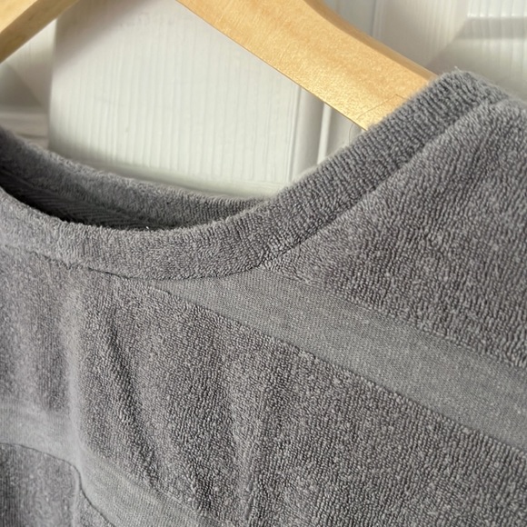 Cropped Terry Cloth Shirt - Picture 3 of 5